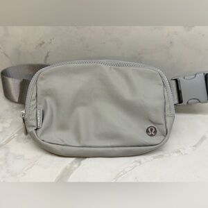 Lululemon Everywhere Belt Bag 1L